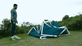 充气的帐篷，1分钟完成搭建，10天屹立不倒，透气防风防水