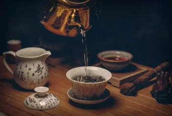 天天喝茶，越喝越虚，人老珠黄？