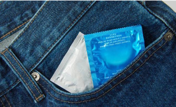 生完孩子后的四种常见避孕方法，第二种最好，但很多人嫌麻烦